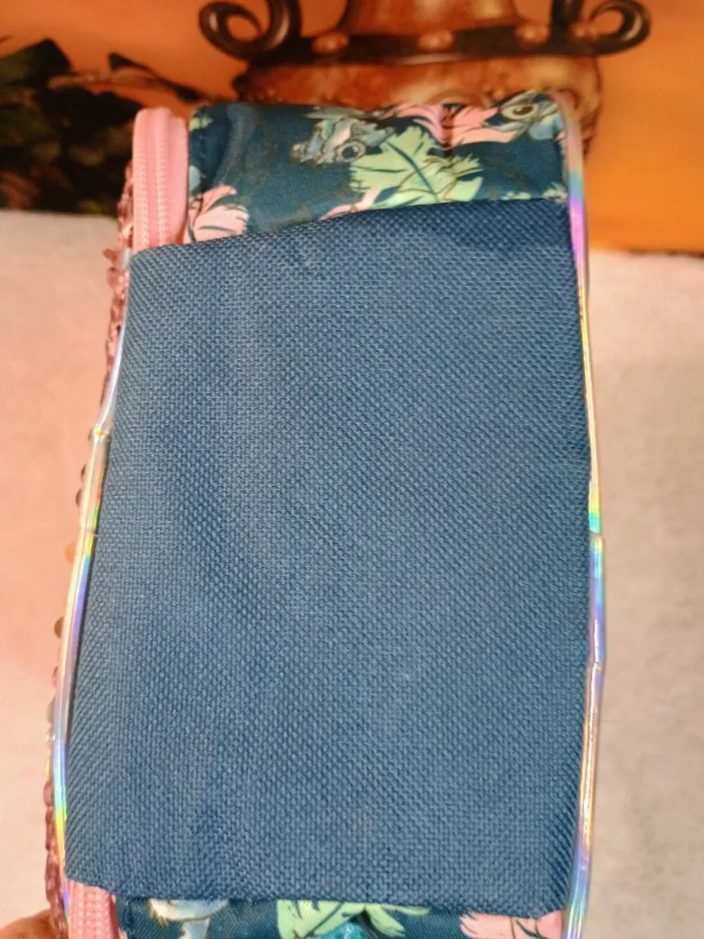 EUC Kids Disney Stitch 'Hug It Out' Pink Sequin Holographic Insulated Lunch Bag